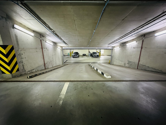 Сдам машиноместо 15 м2, Суздальское ш, 20к2, Санкт-Петербург г