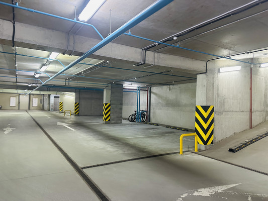 Сдам машиноместо 15 м2, Суздальское ш, 20к2, Санкт-Петербург г