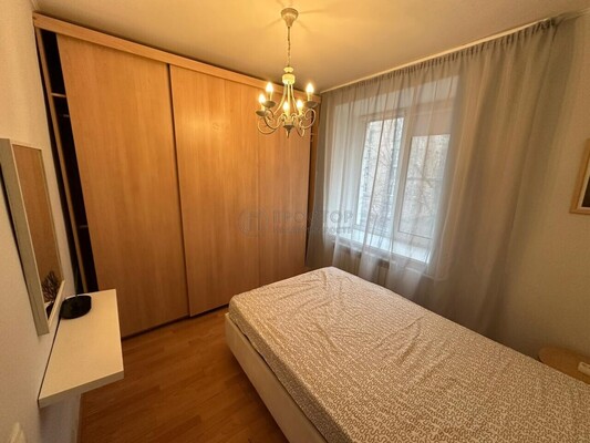 Продам двухкомнатную (2-комн.) квартиру, 6-я Кожуховская ул, 23, Москва г