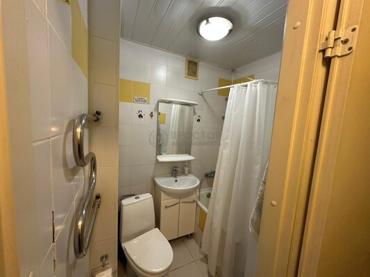 Продам двухкомнатную (2-комн.) квартиру, 6-я Кожуховская ул, 23, Москва г