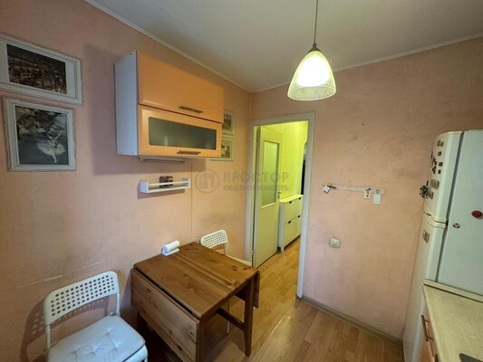 Продам двухкомнатную (2-комн.) квартиру, 6-я Кожуховская ул, 23, Москва г