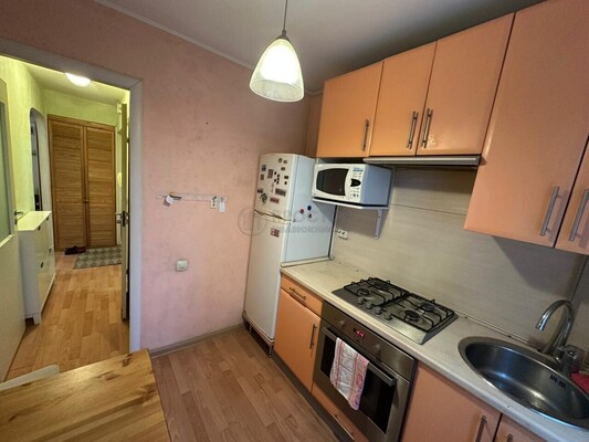 Продам двухкомнатную (2-комн.) квартиру, 6-я Кожуховская ул, 23, Москва г