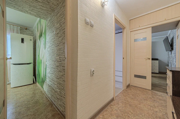 Продам двухкомнатную (2-комн.) квартиру, Ухтомского ул, 5, Пенза г