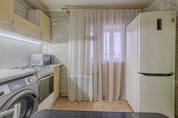 Продам двухкомнатную (2-комн.) квартиру, Ухтомского ул, 5, Пенза г