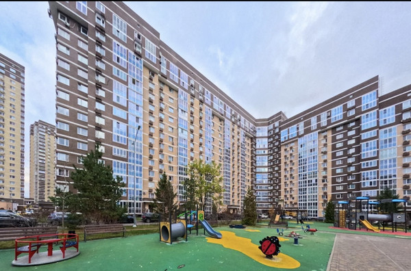 Продам двухкомнатную (2-комн.) квартиру, Татьянин Парк ул, 16к3, Московский п