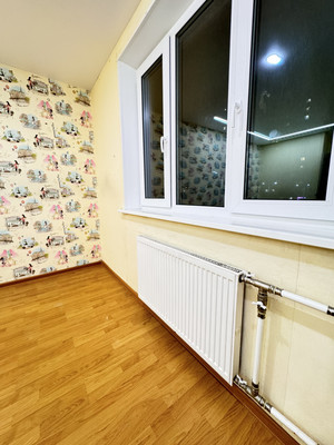 Продам двухкомнатную (2-комн.) квартиру, Комендантский пр-кт, 21к2, Санкт-Петербург г