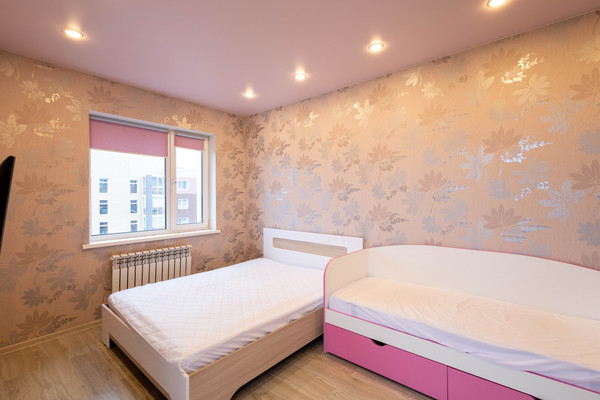 Продам двухкомнатную (2-комн.) квартиру, Югорская ул, 14к4, Ханты-Мансийск г