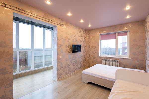 Продам двухкомнатную (2-комн.) квартиру, Югорская ул, 14к4, Ханты-Мансийск г