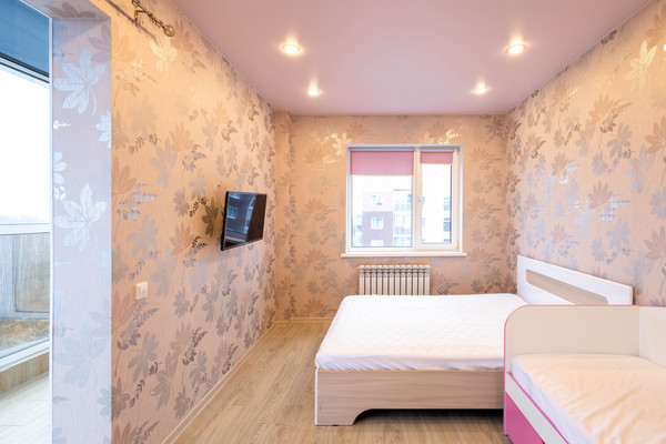 Продам двухкомнатную (2-комн.) квартиру, Югорская ул, 14к4, Ханты-Мансийск г