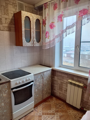 Продам двухкомнатную (2-комн.) квартиру, Забойщика ул, 38, Черемхово г