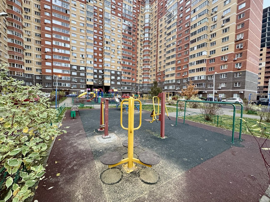 Продам однокомнатную (1-комн.) квартиру, Объездная дорога ул, 2, Сосновый Бор п