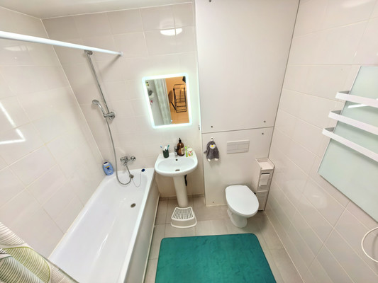 Продам двухкомнатную (2-комн.) квартиру, Усадебный Парк ул, 1, Филимонковское п