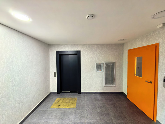 Продам трехкомнатную (3-комн.) квартиру, Усадебный Парк ул, 1, Филимонковское п