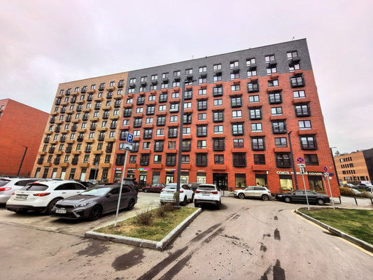 Продам трехкомнатную (3-комн.) квартиру, Усадебный Парк ул, 1, Филимонковское п