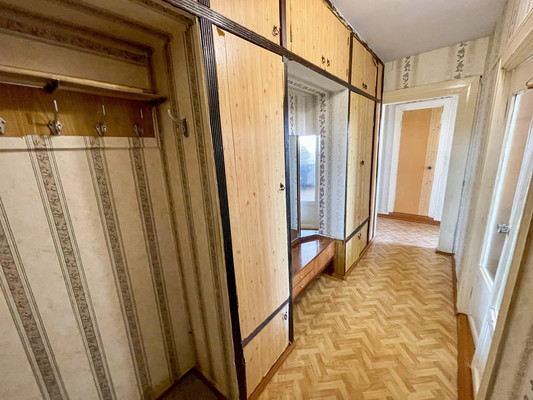 Продам двухкомнатную (2-комн.) квартиру, 1-й Микрорайон ул, 51, Эльбан рп