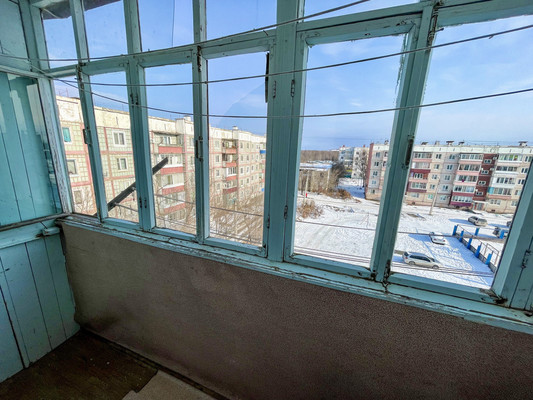 Продам двухкомнатную (2-комн.) квартиру, 1-й Микрорайон ул, 51, Эльбан рп