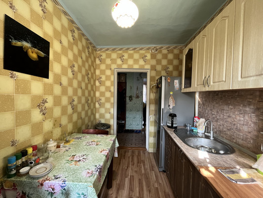 Продам двухкомнатную (2-комн.) квартиру, Красная ул, 64, Белореченск г