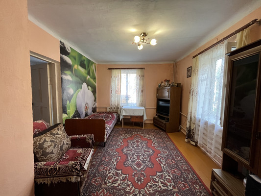 Продам двухкомнатную (2-комн.) квартиру, Красная ул, 64, Белореченск г