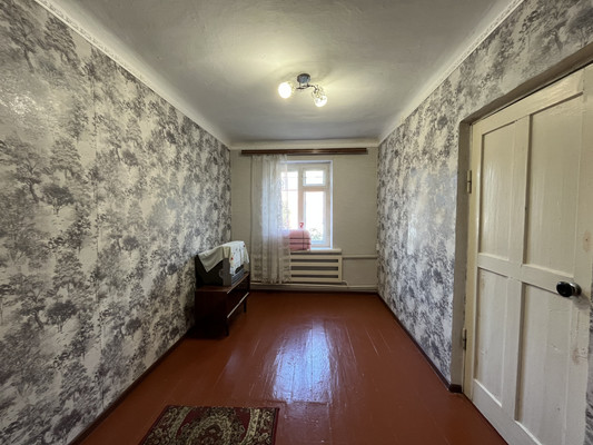 Продам двухкомнатную (2-комн.) квартиру, Красная ул, 64, Белореченск г