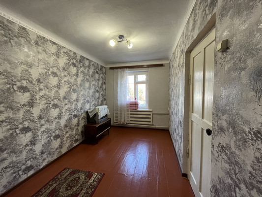 Продам двухкомнатную (2-комн.) квартиру, Красная ул, 64, Белореченск г