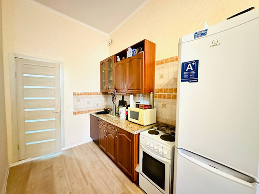 Продам однокомнатную (1-комн.) квартиру, Радужная ул, 2, Былово с