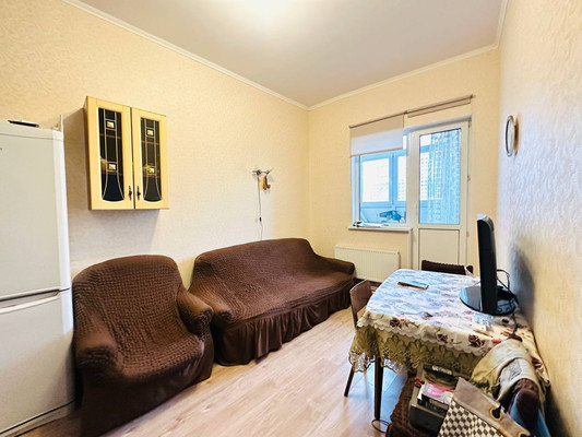 Продам однокомнатную (1-комн.) квартиру, Радужная ул, 2, Былово с