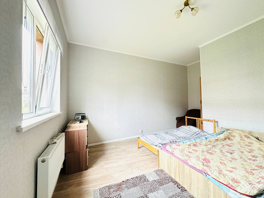 Продам однокомнатную (1-комн.) квартиру, Радужная ул, 2, Былово с