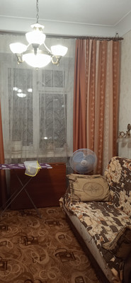 Продам трехкомнатную (3-комн.) квартиру, Усачёва ул, 29к7, Москва г