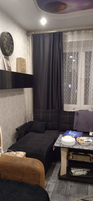 Продам трехкомнатную (3-комн.) квартиру, Усачёва ул, 29к7, Москва г