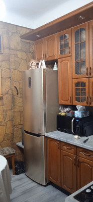 Продам трехкомнатную (3-комн.) квартиру, Усачёва ул, 29к7, Москва г