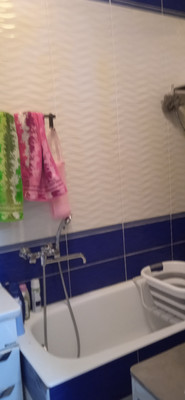 Продам трехкомнатную (3-комн.) квартиру, Усачёва ул, 29к7, Москва г