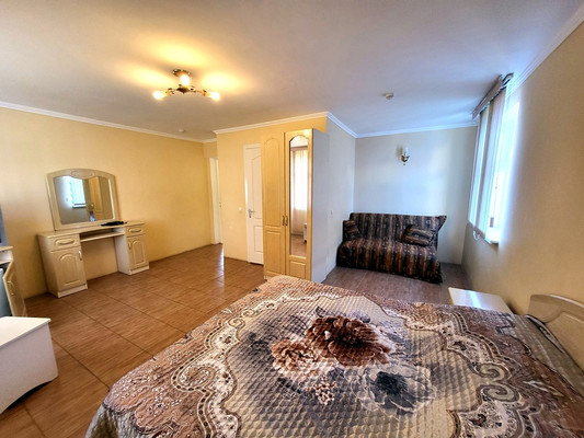 Продам коммерческое помещение 560 м2, Самбурова ул, 113, Анапа г