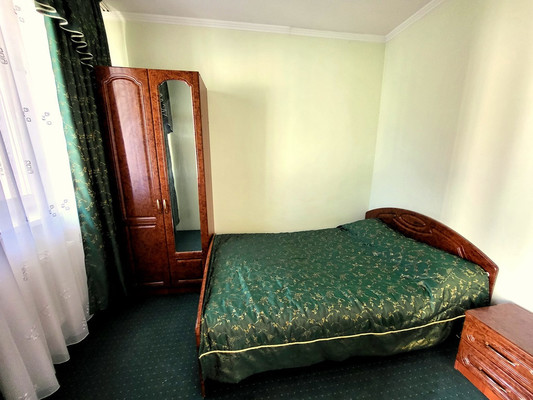 Продам коммерческое помещение 560 м2, Самбурова ул, 113, Анапа г