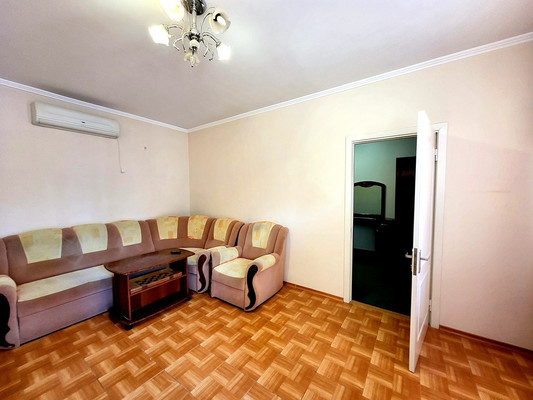 Продам коммерческое помещение 560 м2, Самбурова ул, 113, Анапа г