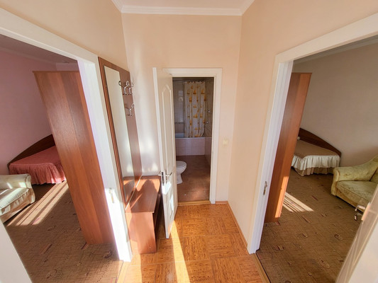 Продам коммерческое помещение 560 м2, Самбурова ул, 113, Анапа г