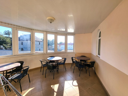 Продам коммерческое помещение 560 м2, Самбурова ул, 113, Анапа г