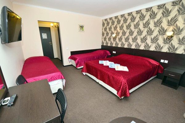 Продам гостиницу 2 022 м2, Южный пр-кт, 17, Витязево с