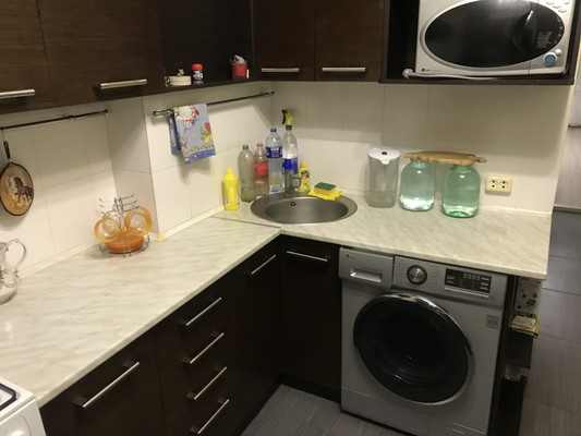 Продам однокомнатную (1-комн.) квартиру, Ковыльная ул, 64, Симферополь г