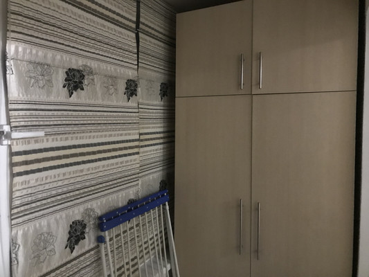 Продам однокомнатную (1-комн.) квартиру, Ковыльная ул, 64, Симферополь г