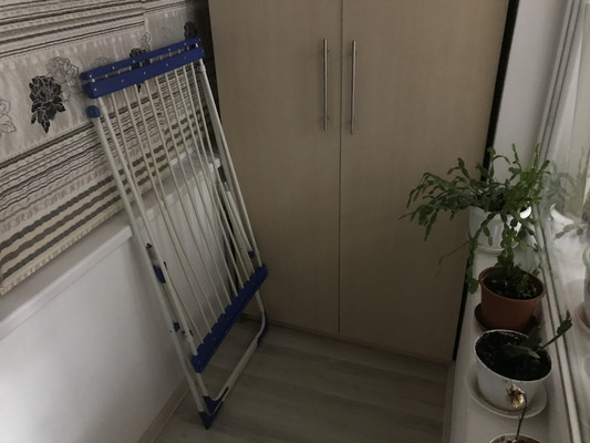 Продам однокомнатную (1-комн.) квартиру, Ковыльная ул, 64, Симферополь г