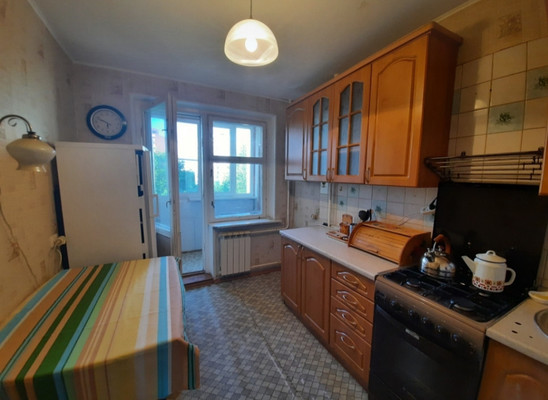 Продам трехкомнатную (3-комн.) квартиру, Калинина ул, 25, Ступино г