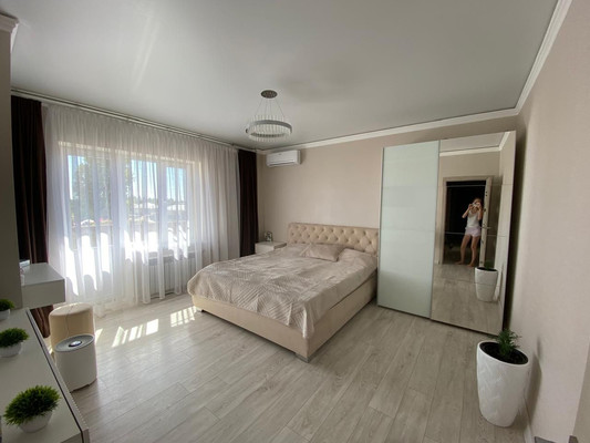 Продам двухкомнатную (2-комн.) квартиру, Весенняя ул, 4, Волгодонск г