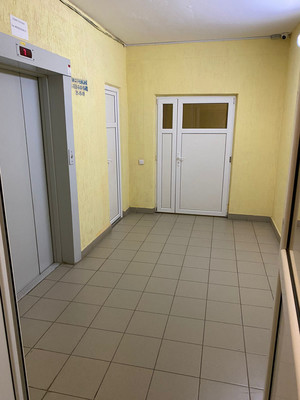 Продам двухкомнатную (2-комн.) квартиру, Весенняя ул, 4, Волгодонск г