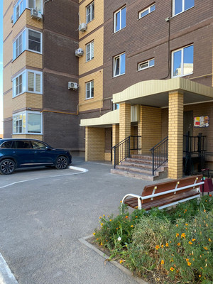 Продам двухкомнатную (2-комн.) квартиру, Весенняя ул, 4, Волгодонск г