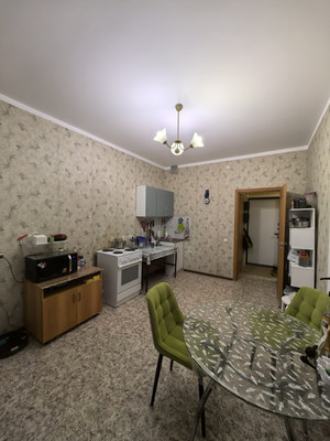 Продам трехкомнатную (3-комн.) квартиру, Дмитровская ул, 20, Базарово д