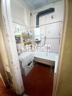 Продам трехкомнатную (3-комн.) квартиру, Полюстровский пр-кт, 51, Санкт-Петербург г