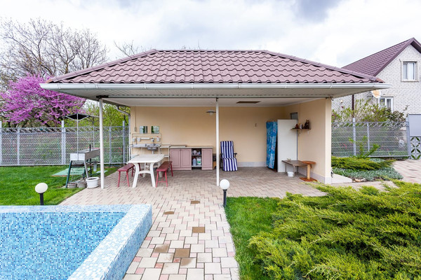 Продам коттедж, Троицкая ул, Краснодар г, 0 км от города