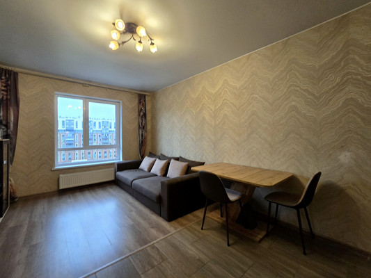 Продам трехкомнатную (3-комн.) квартиру, Ветеранов пр-кт, 169к6, Санкт-Петербург г