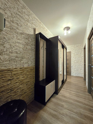 Продам трехкомнатную (3-комн.) квартиру, Ветеранов пр-кт, 169к6, Санкт-Петербург г