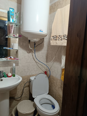 Продам двухкомнатную (2-комн.) квартиру, Снайперов ул, 21, Симферополь г